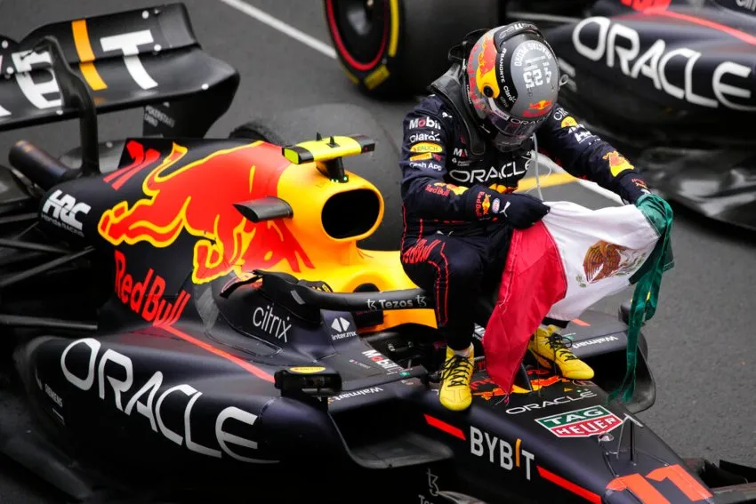 AP Sergio Pérez tras ganar el GP de Mónaco