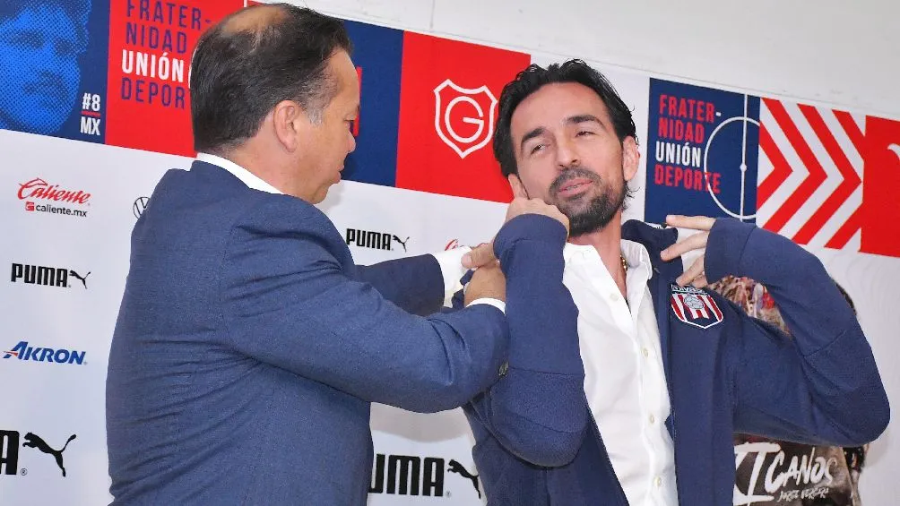IMAGO7 Gerardo Espinoza presentado como entrenador del Tapatío