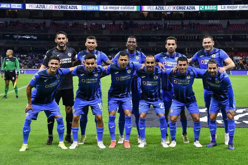 IMAGO 7 XI inicial de Cruz Azul en la J1