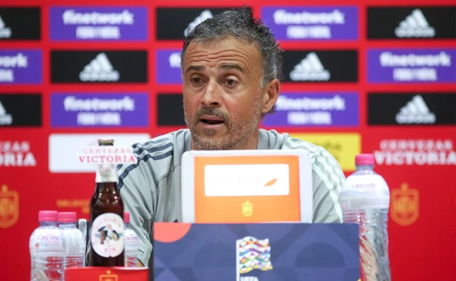 EFE Luis Enrique en competencia