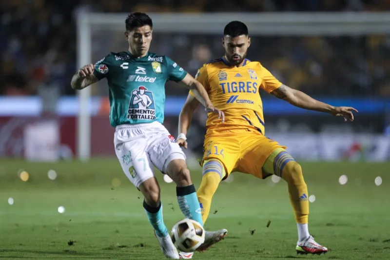 IMAGO7 Purata jugando con Tigres