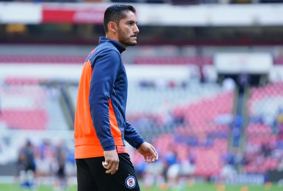 IMAGO7 Jesús Corona previo a juego de Cruz Azul en Estadio Azteca