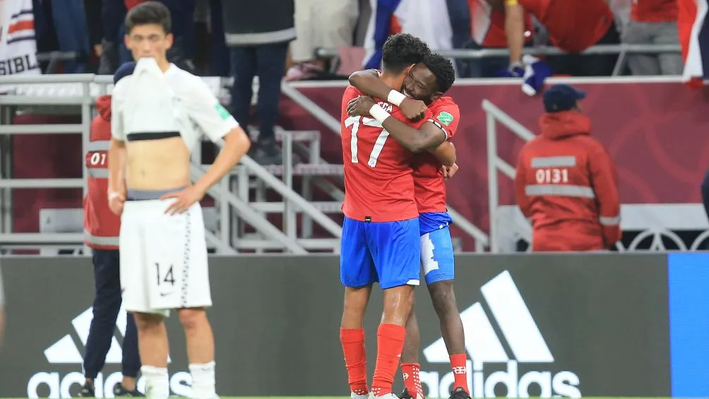 AP El cuadro tico aprovechó un gol tempranero