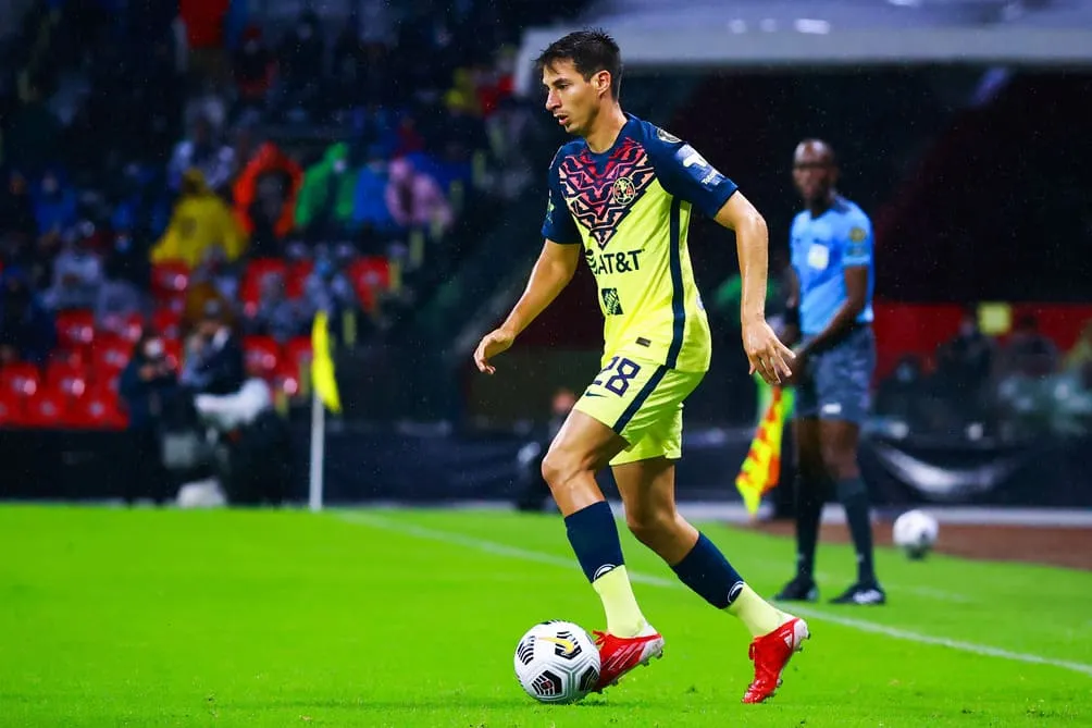 IMAGO7 Mauro Laínez partido con América