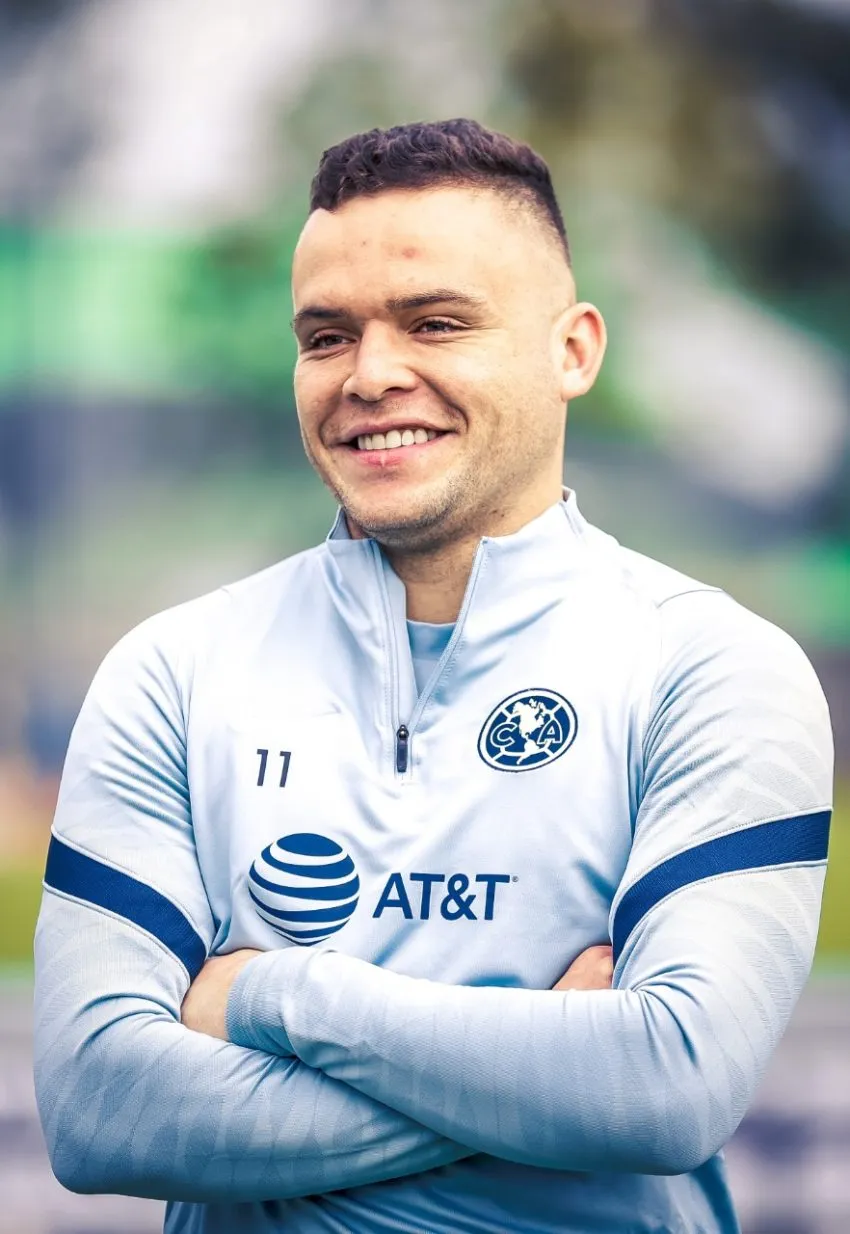 TWITTER: @ClubAmerica Cabecita en su primer entrenamiento con América