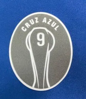 ESPECIAL El parche de Cruz Azul se parece a los usados en Champions League