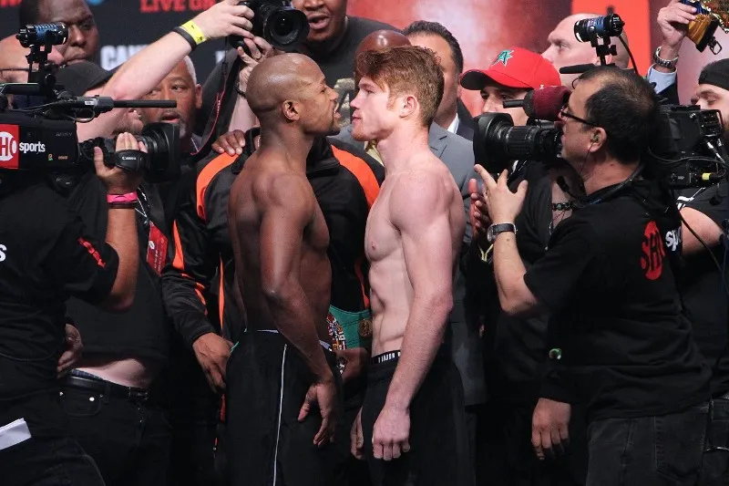 MEXSPORT Floyd Mayweather y Canelo en pesaje