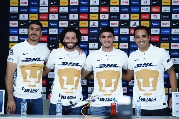 IMAGO7 Gil Alcalá, César Huerta, Gustavo del Prete y Adrián Aldrete durante presentación con Pumas