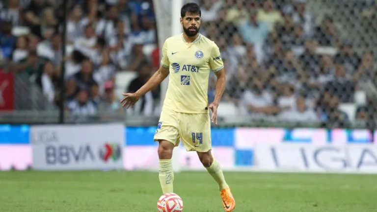 IMAGO7 Néstor Araujo en juego ante Rayados