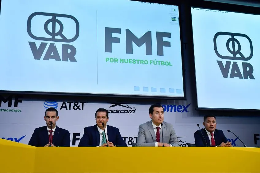 IMAGO7 Armando Archundia en conferencia de prensa