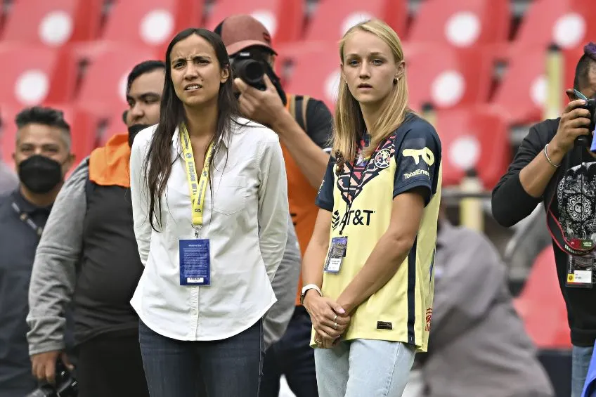 IMAGO7 Sarah Luebbert en su visita al Estadio Azteca