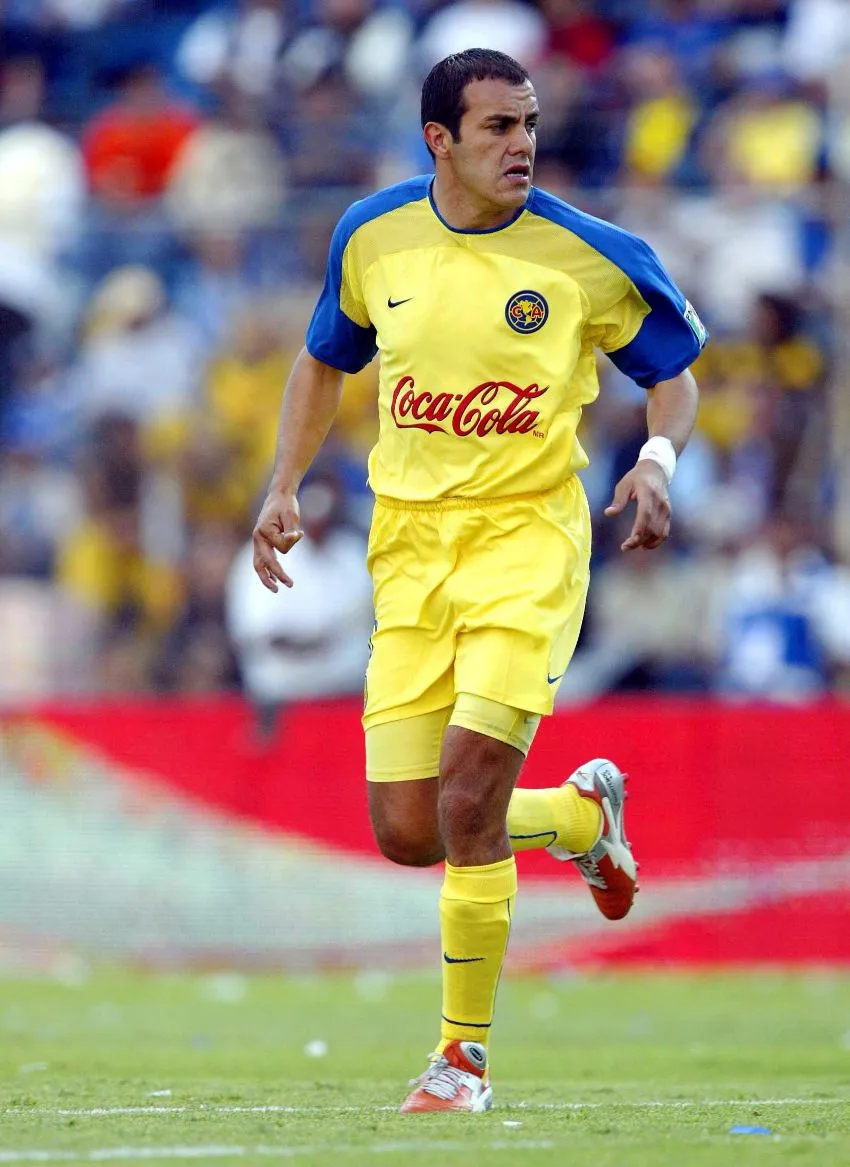 MEXSPORT Cuauhtémoc Blanco en un partido de América