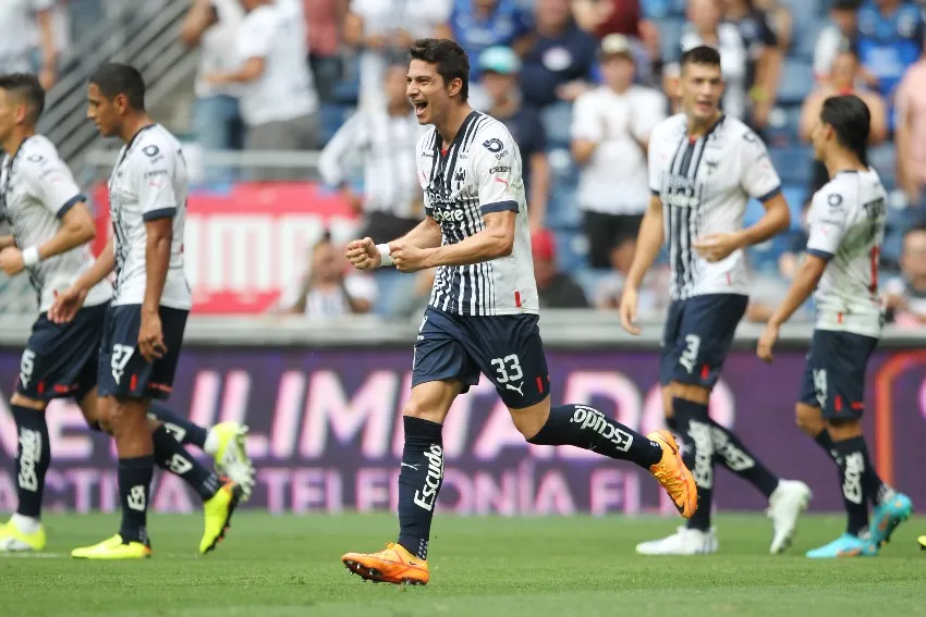 IMAGO 7 Stefan Medina celebrando su gol