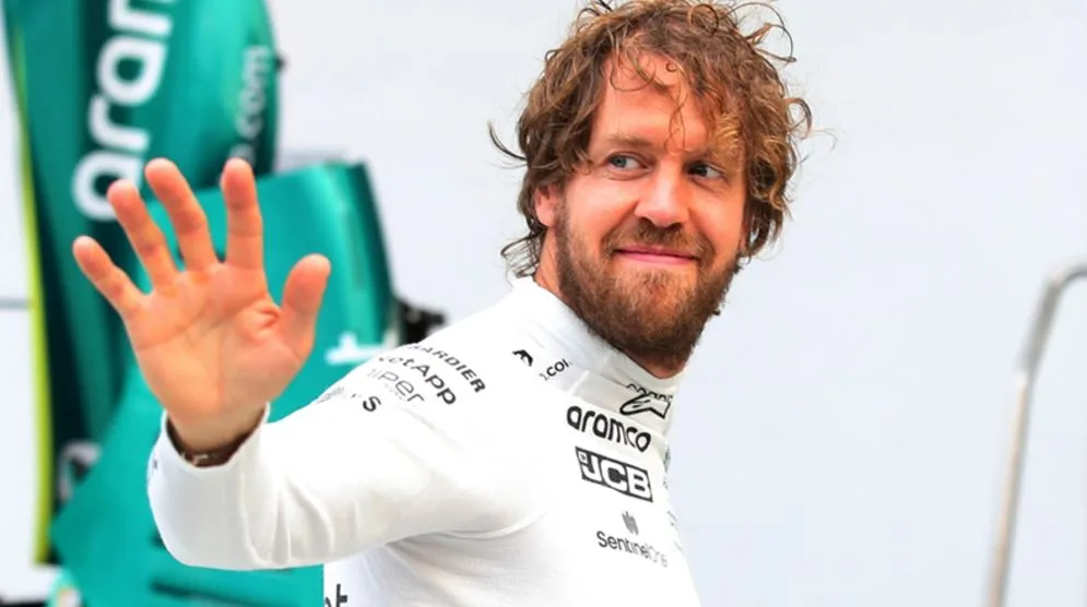 AP Sebastian Vettel saluda a la afición