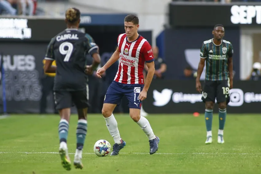 MEXSPORT Santiago Ormeño en la derrota de Chivas vs Galaxy