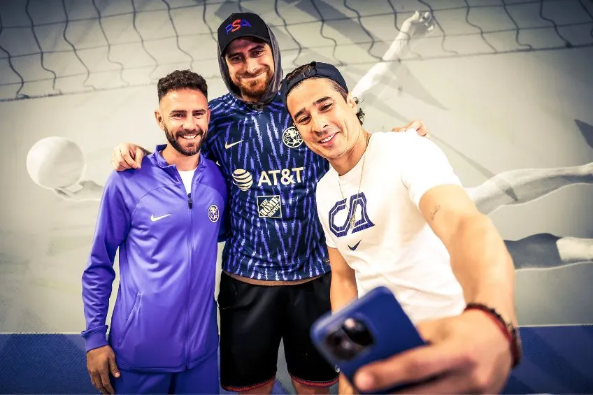 TWITTER: @ClubAmérica Layún, Ochoa y Lorenzo Mata tras la convivencia
