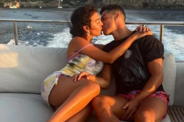 INSTAGRAM @GEORGINIAGIO CR7 también aparece en el documental