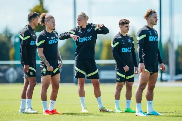 TWITTER @ManCity Erling Haaland con el Manchester City