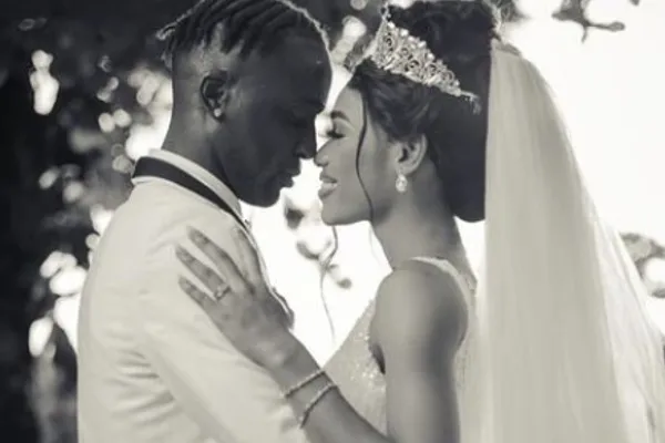 INSTAGRAM @BUYATURAY.19 Mohamed se tomó las fotos antes de partir