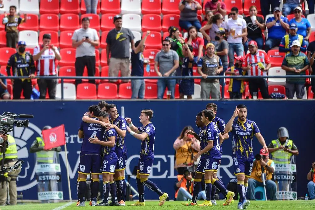 MEXSPORT Atlético San Luis festeja ante la poca afición en el Alfonso Lastras