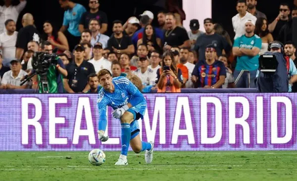 TWITTER @thibautcourtois Thibaut Courtois con el Real Madrid