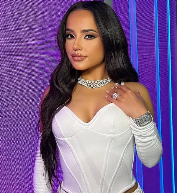 INSTAGRAM @iambeckyg Becky G, cantante del género urbano