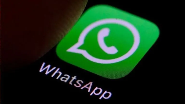 ESPECIAL WhatsApp en un celuar