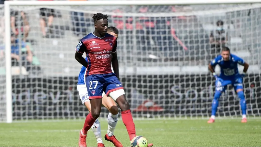 Foto: Ligue One Mohamed en su etapa con el Clermont