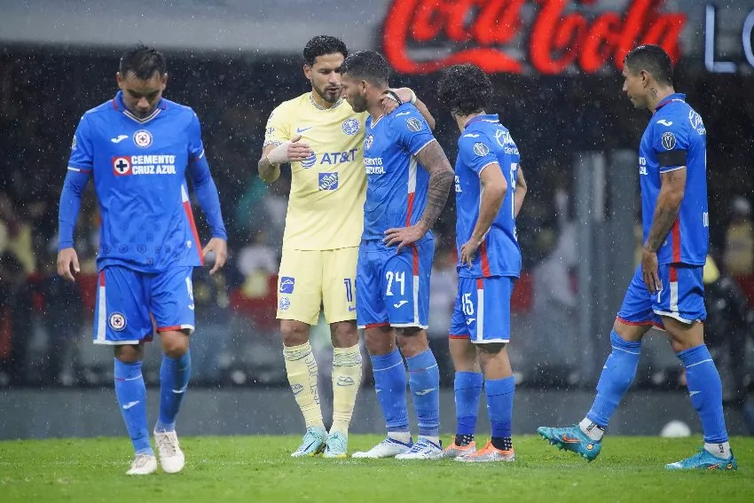 IMAGO 7 Juan Escobar tras derrota de Cruz Azul ante América