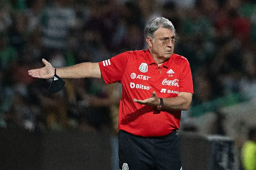 IMAGO 7 Tata Martino en un juego de la Selección de México