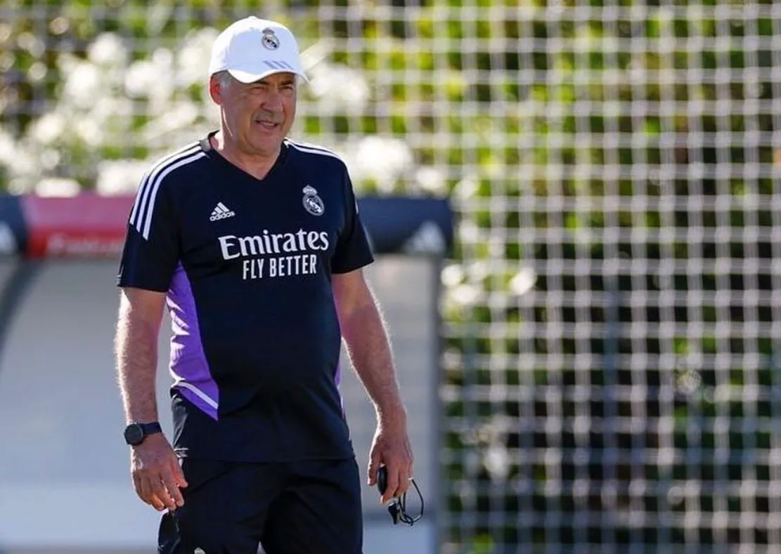 @MRACELOTTI Acelotti entrenando al Real Madrid