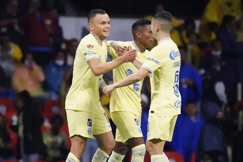 IMAGO 7 América en celebración de gol