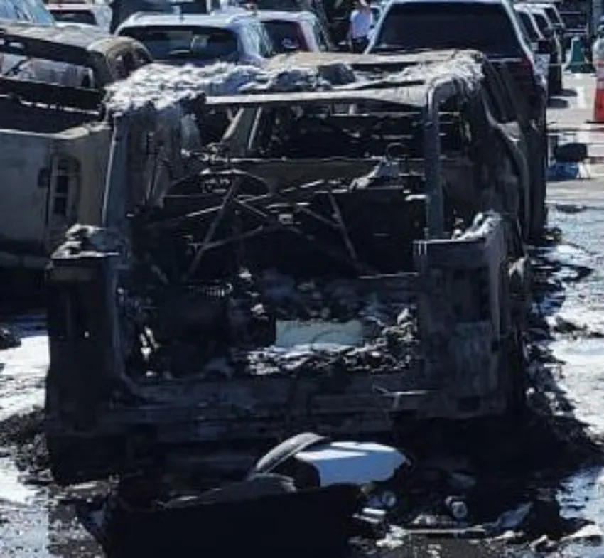 ESPECIAL Parrilla dentro del auto