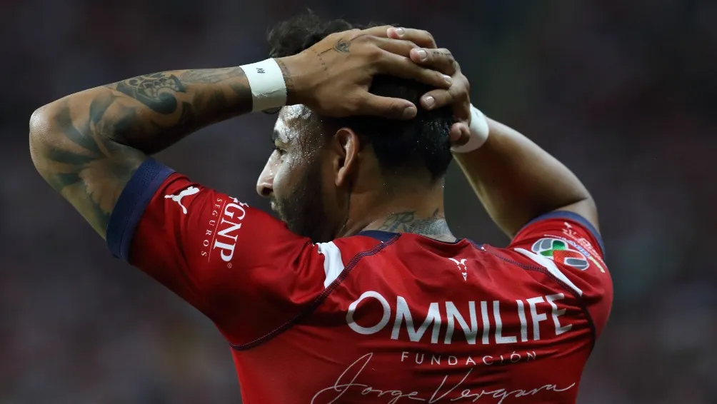MEXSPORT Alexis Vega en lamento con Chivas