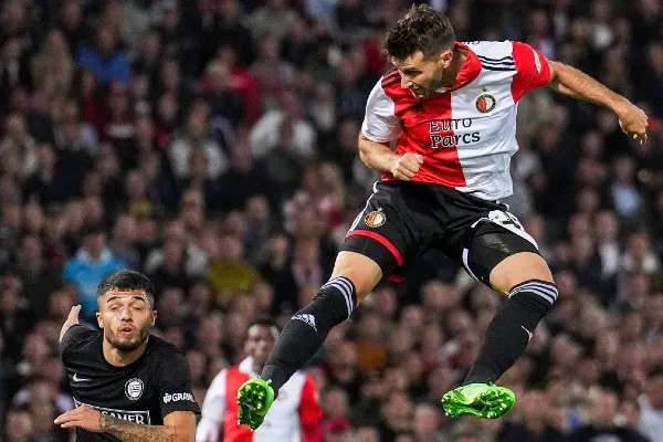 TWITTER @SANTIGIM9 El mexicano tuvo una actuación destacable en la Europa League