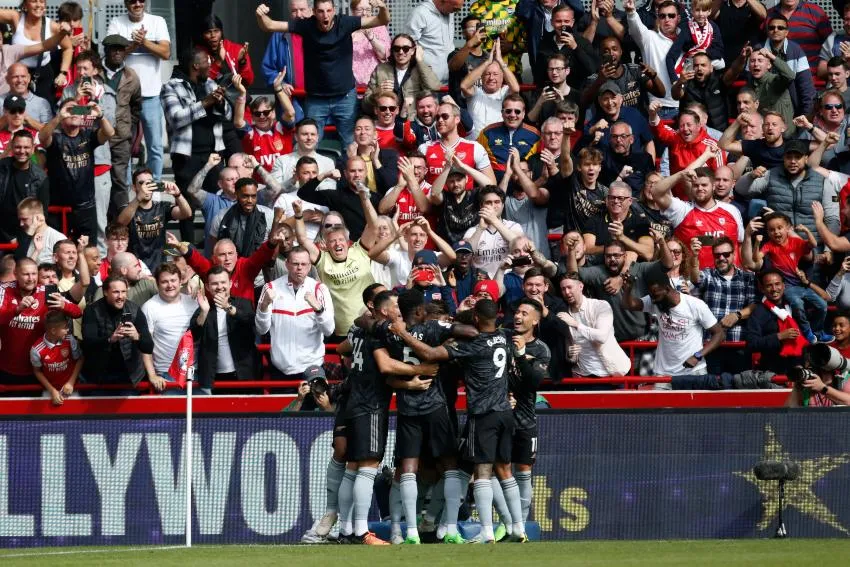 AP Gabriel Jesus en celebración de gol