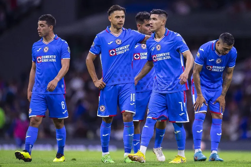 MEXSPORT Antuna celebrando su gol vs Chivas