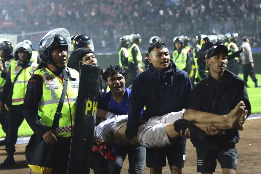 AP Violencia en el futbol de Indonesia