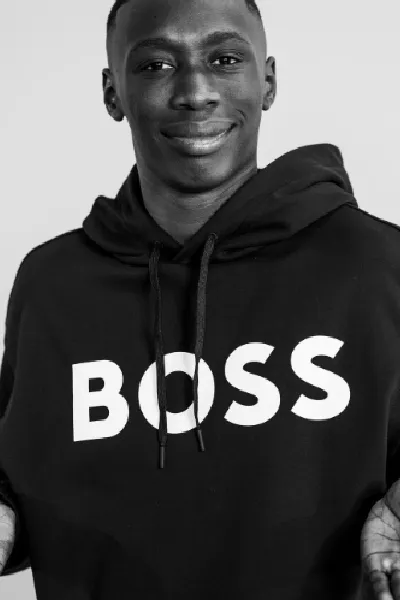 @KHABY00 El creador de contenido en una colaboración