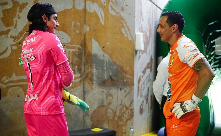 IMAGO7 Carlos con Rodolfo Cota