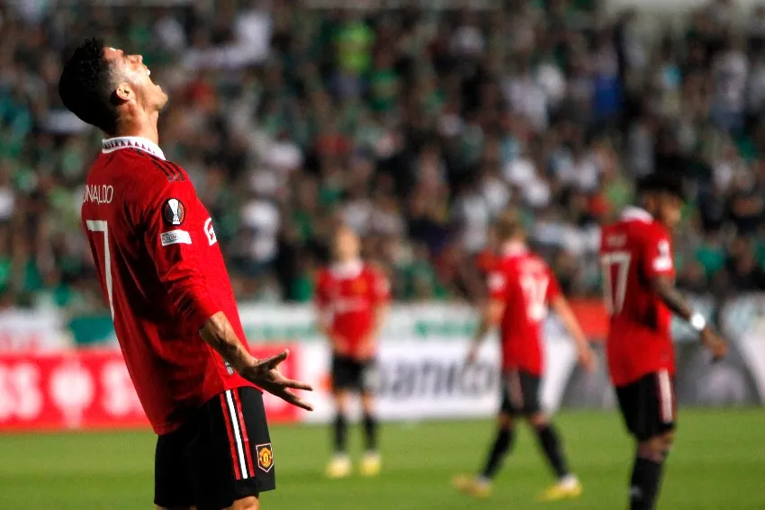 AP Cristiano Ronaldo frustrado por no poder marcar con el United