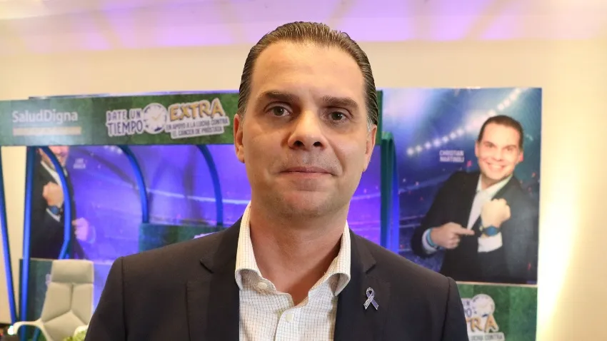 ESPECIAL Martinoli, narrador de TV Azteca