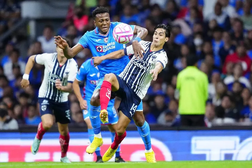 IMAGO7 Cruz Azul y Rayados empataron sin goles en la Ida