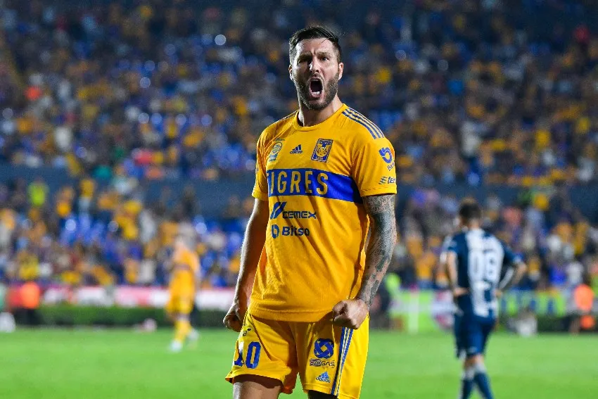 IMAGO7 Gignac celebrando un gol