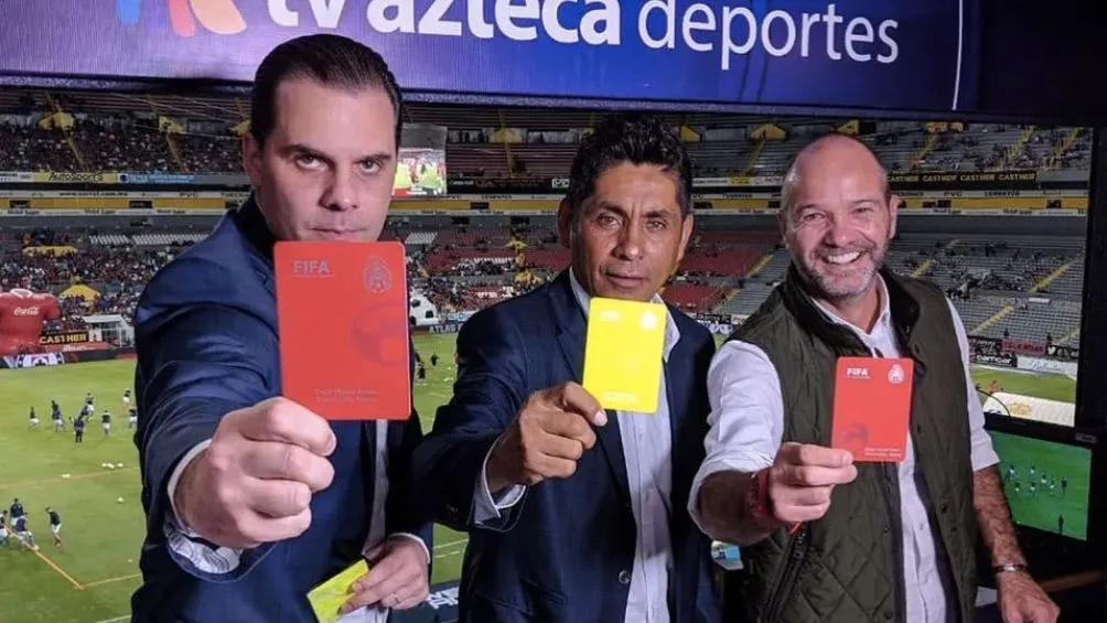 INSTAGRAM: @cmartinolimx Martinoli junto a Jorge Campos y Luís García