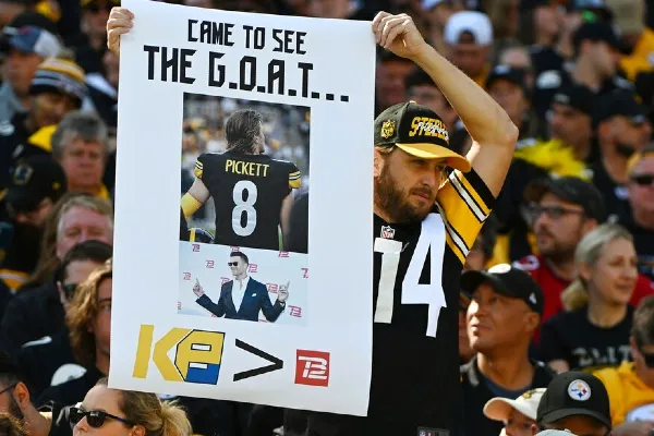 AP Lastimosamente, Pickett tuvo que salir del campo