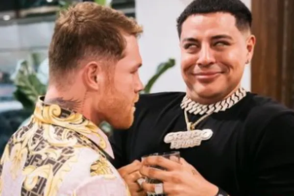 @EDUINCAZ Se tomaron fotos juntos durante el evento