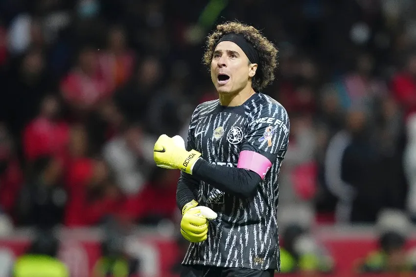 IMAGO7 Memo Ochoa en un partido de América