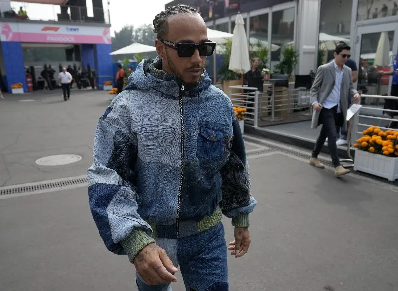 AP Lewis Hamilton llegando al Autodromo Hermanos Rodríguez