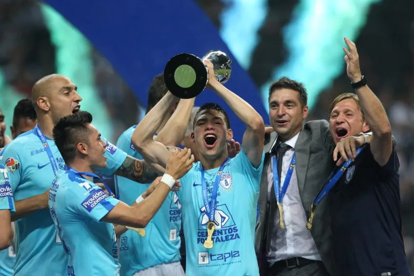 IMAGO7 Jugadores de Pachuca tras ser Campeones